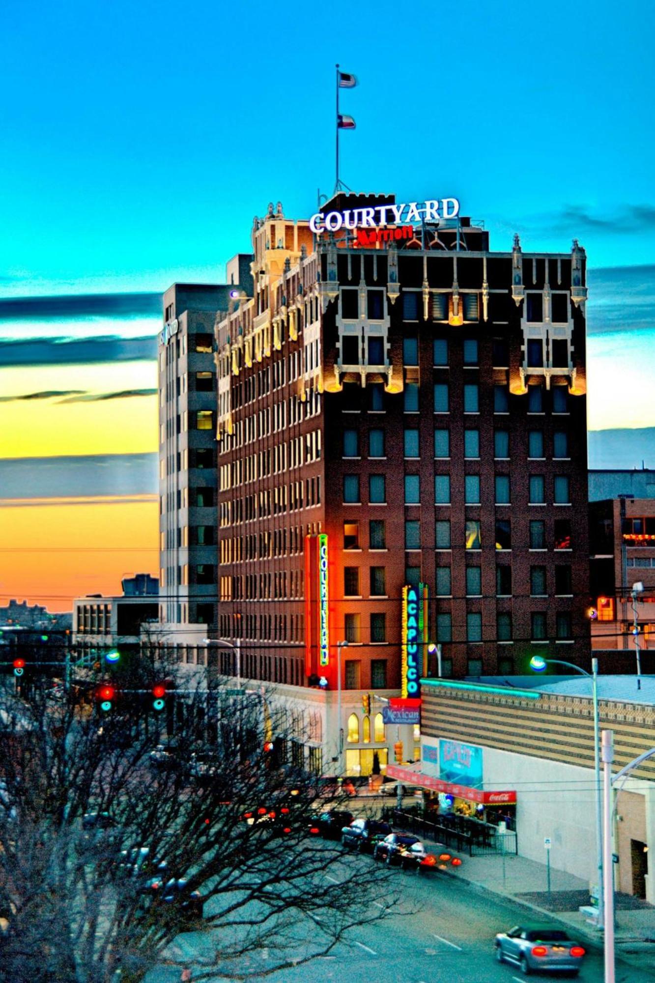 Courtyard By Marriott Amarillo Downtown Exterior foto