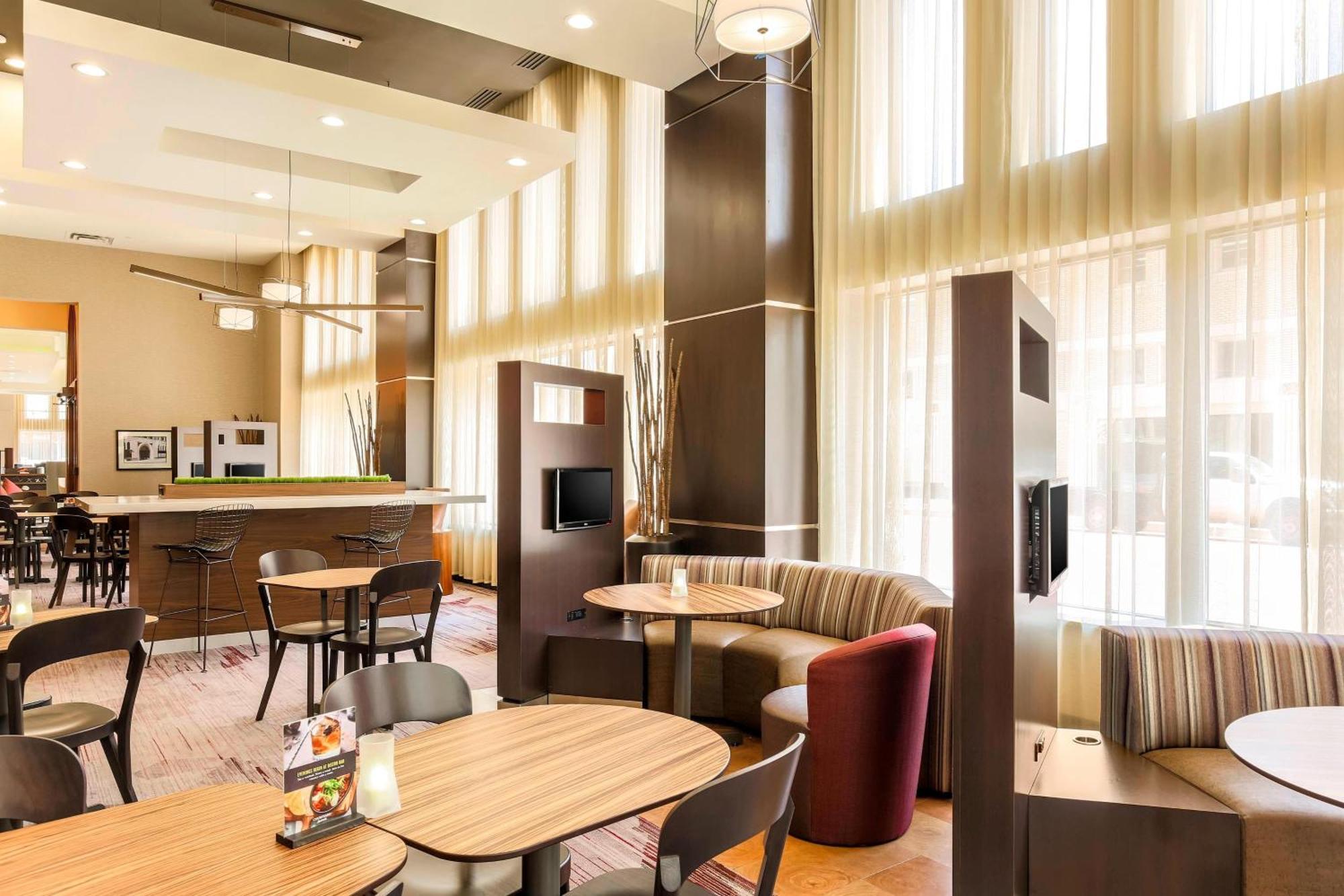 Courtyard By Marriott Amarillo Downtown Exterior foto