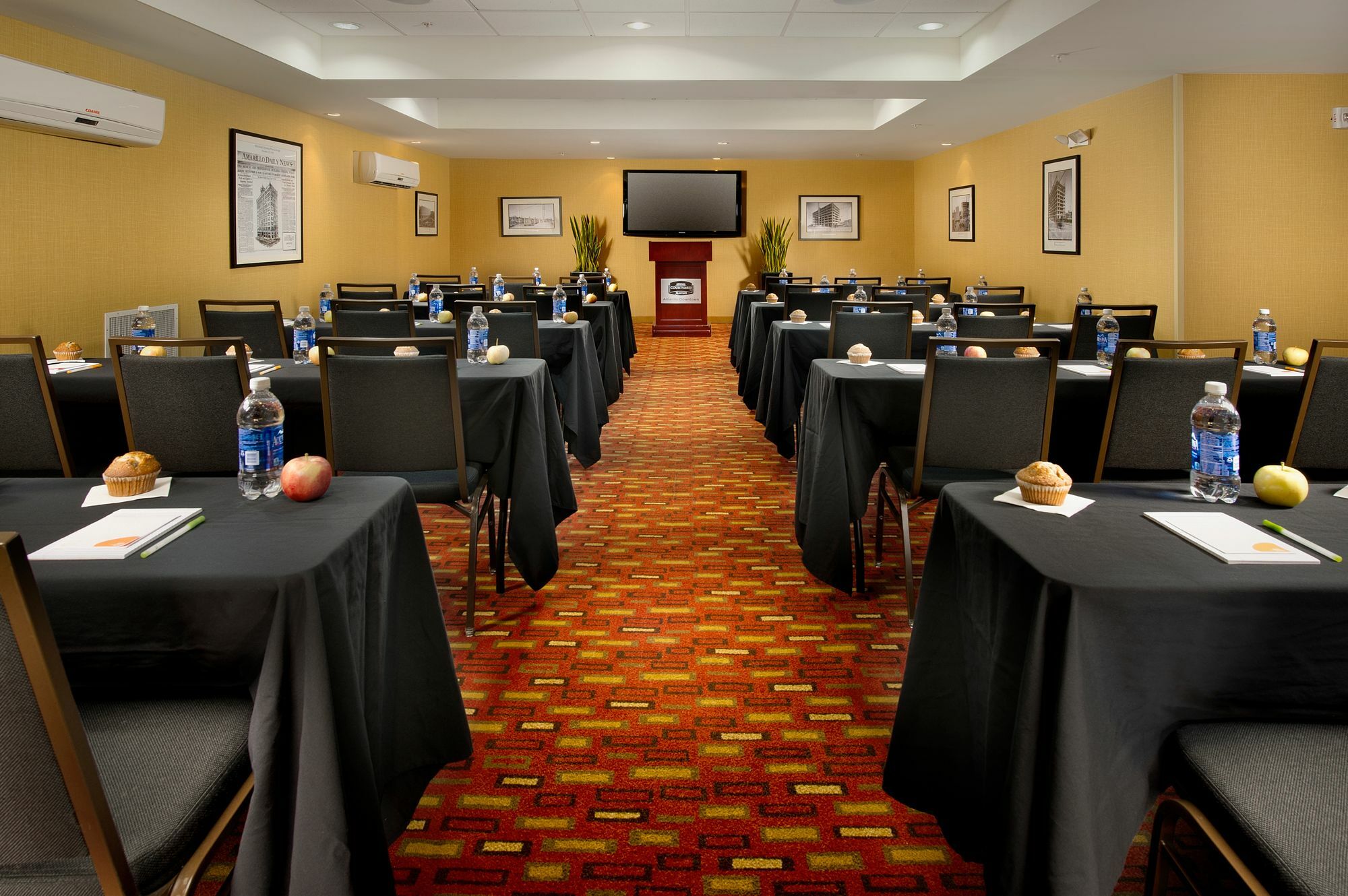 Courtyard By Marriott Amarillo Downtown Exterior foto